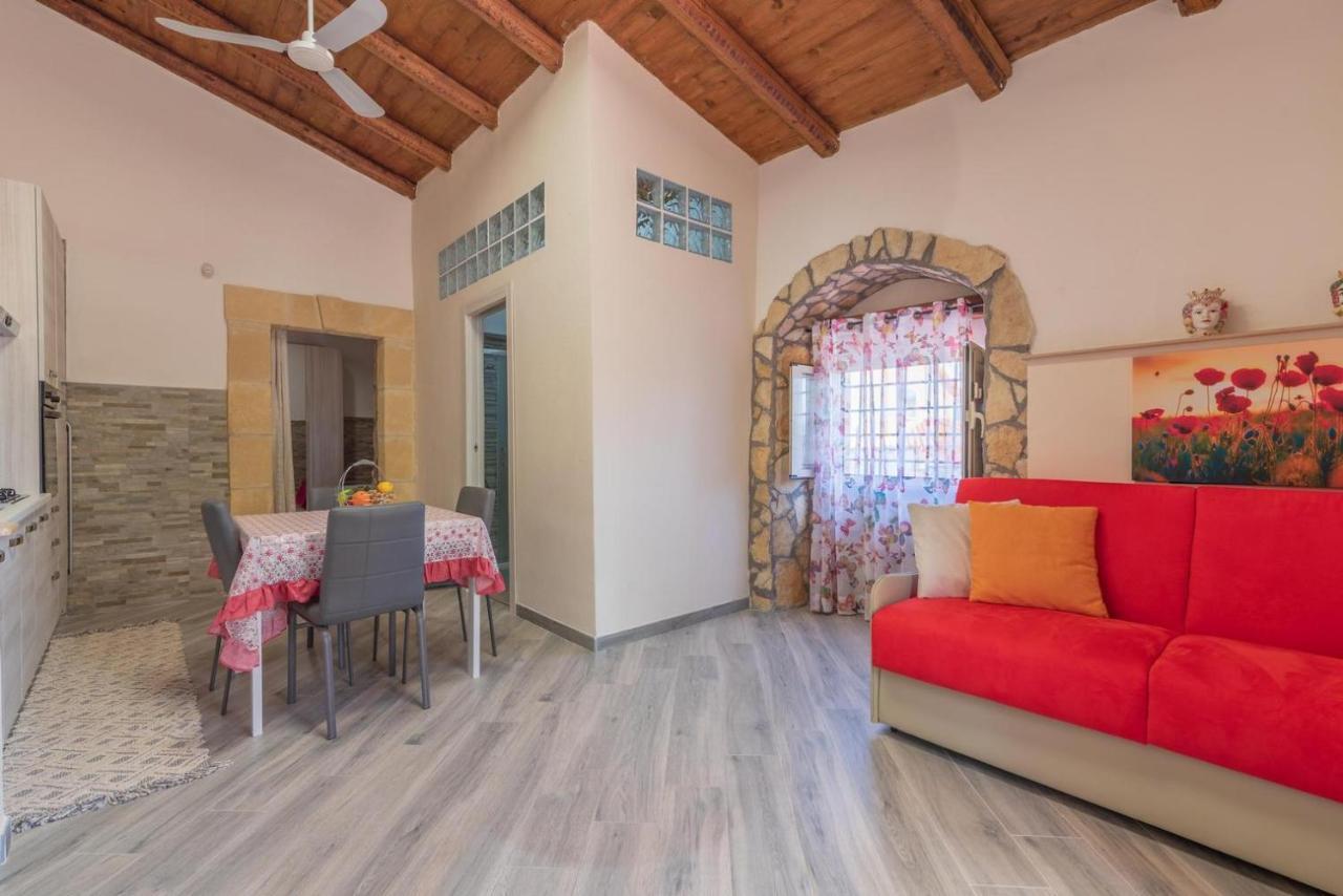 "La Casina Del Forno Con Piscina Fra Catania E Siracusa " Карлентини Экстерьер фото